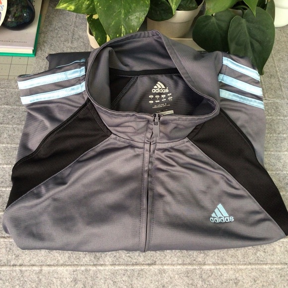 Men’s Adidas Jacket - Picture 4 of 7